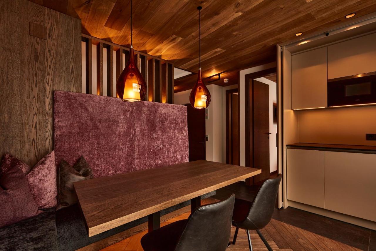 Hotel Alpina Ишгъл Екстериор снимка