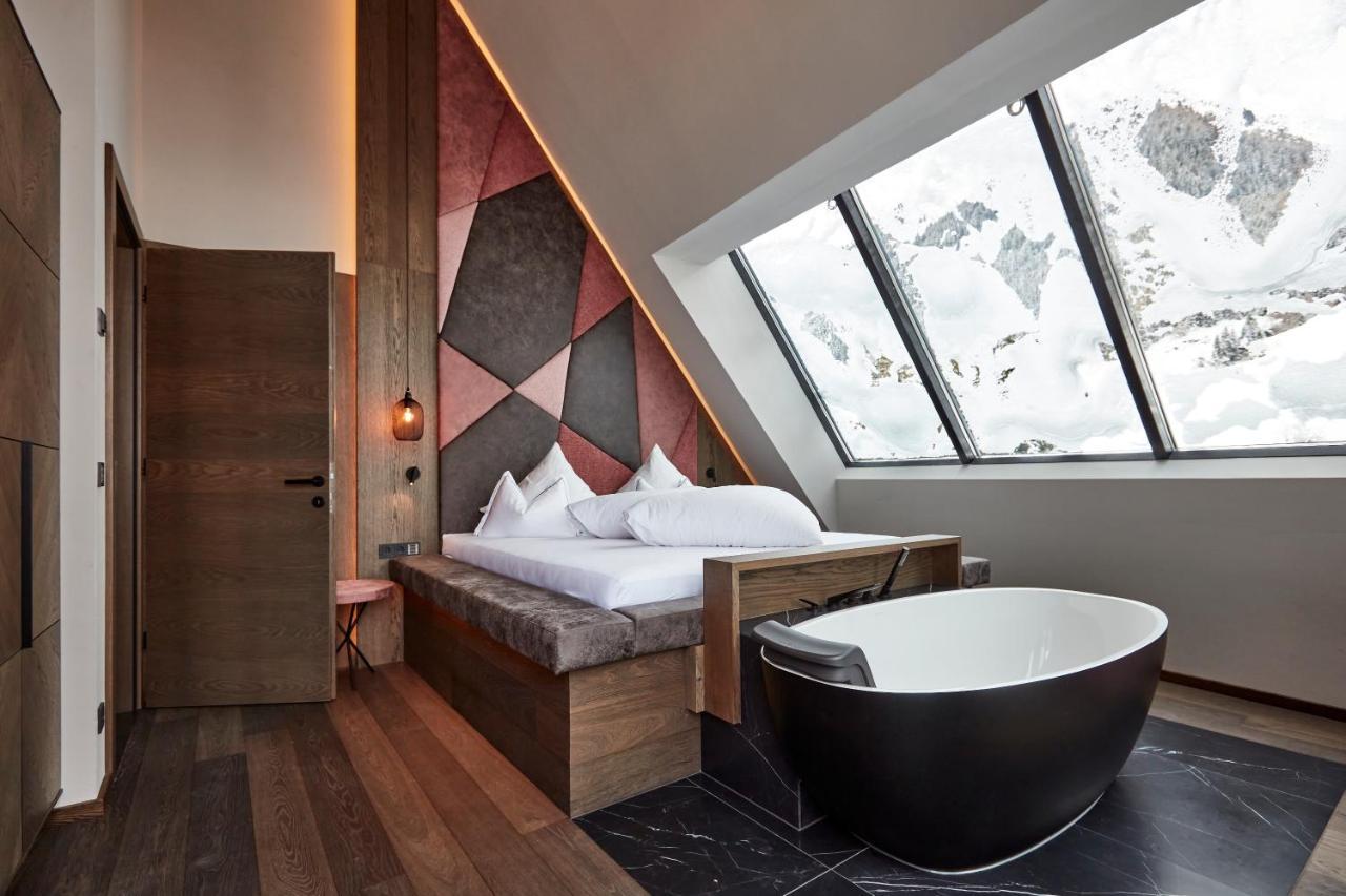 Hotel Alpina Ишгъл Екстериор снимка