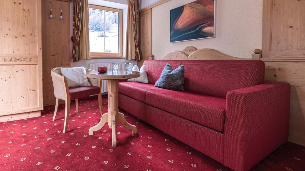 Hotel Alpina Ишгъл Екстериор снимка